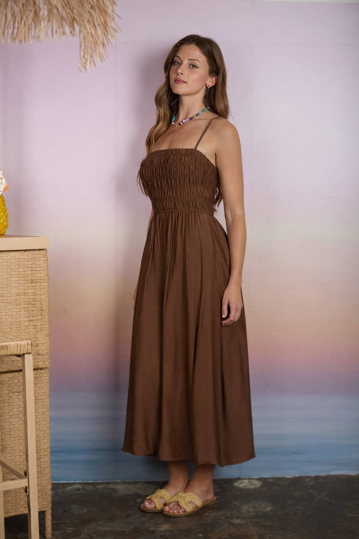 SHIRRED BODICE SPAGHETTI STRAP MIDI DRESS