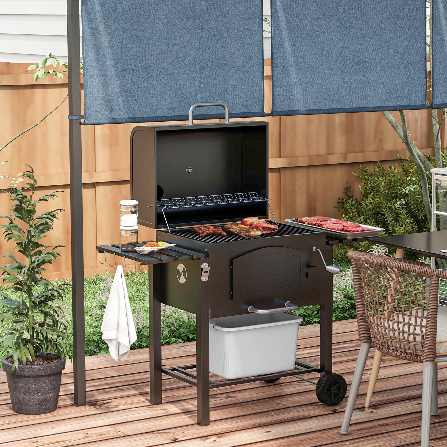 Grilling & Dining