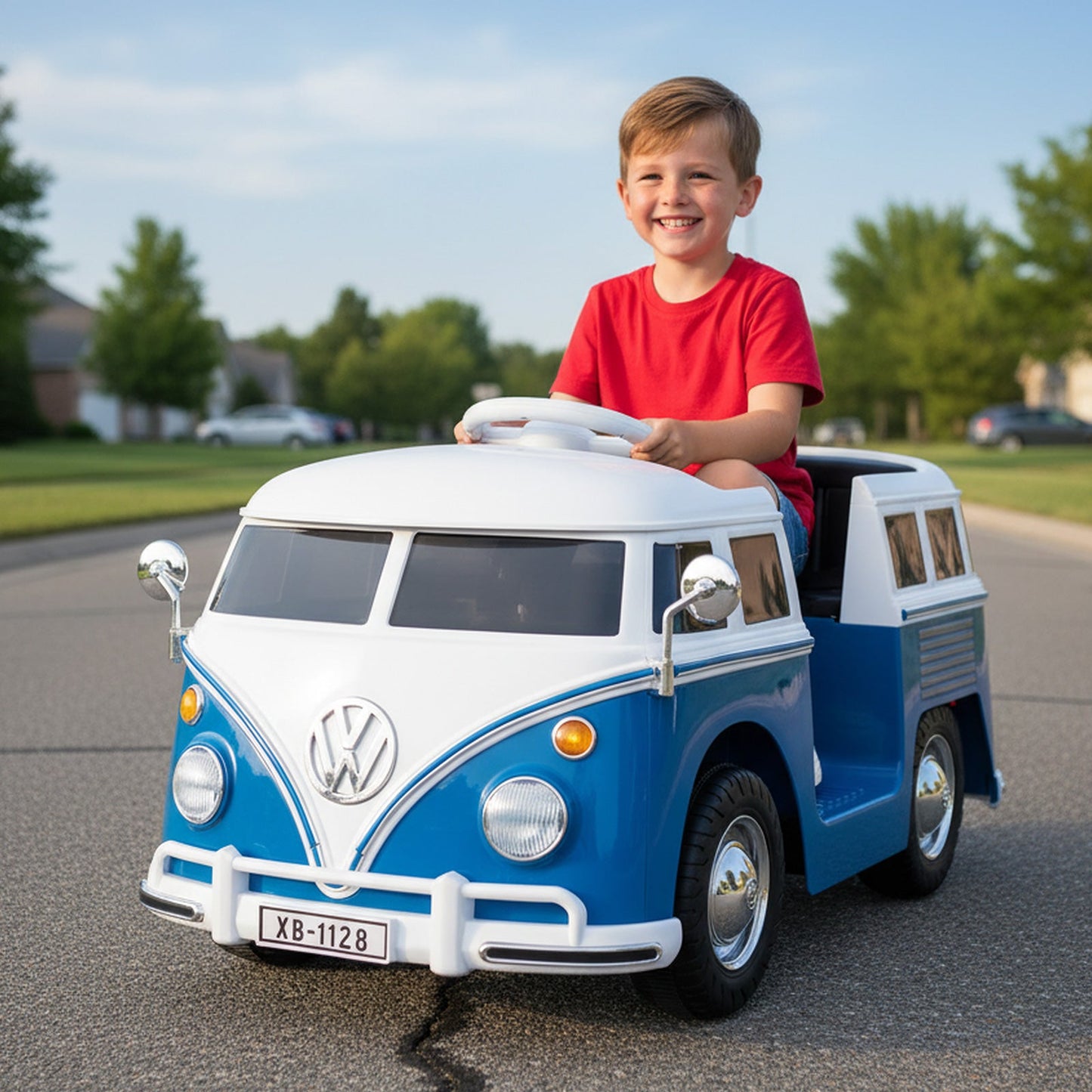 12V Ride On Car Licensed Volkswagen Ride-on Bus with Cup Holder and LED Headlights for 3+ Years Old