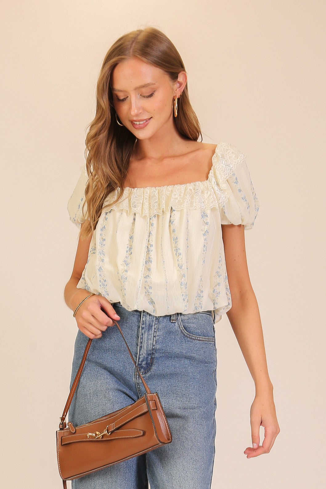 Lace Trim Floral Puff Sleeve Blouse