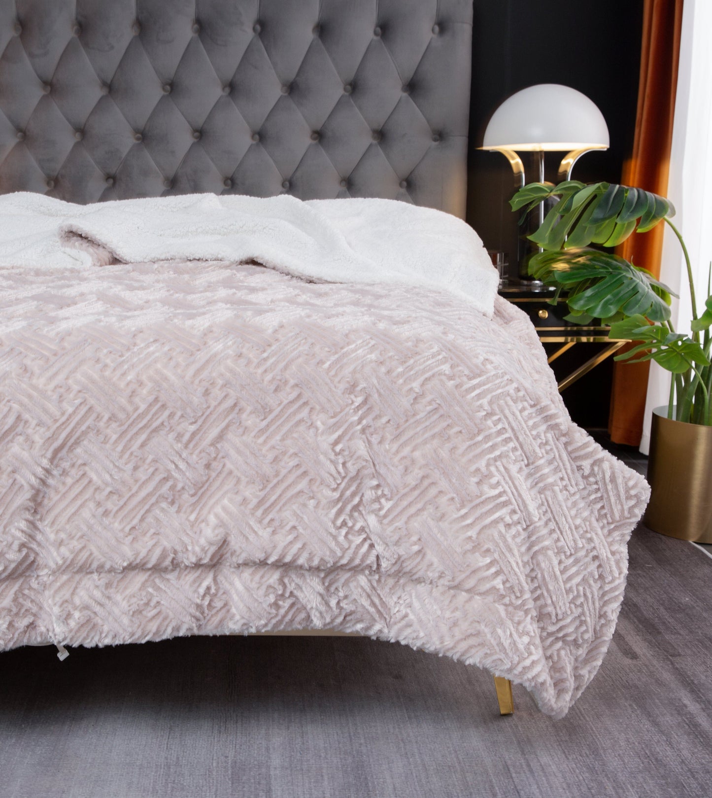 DaDalogy Lavender Grey Faux Fur Sherpa Throw Blanket