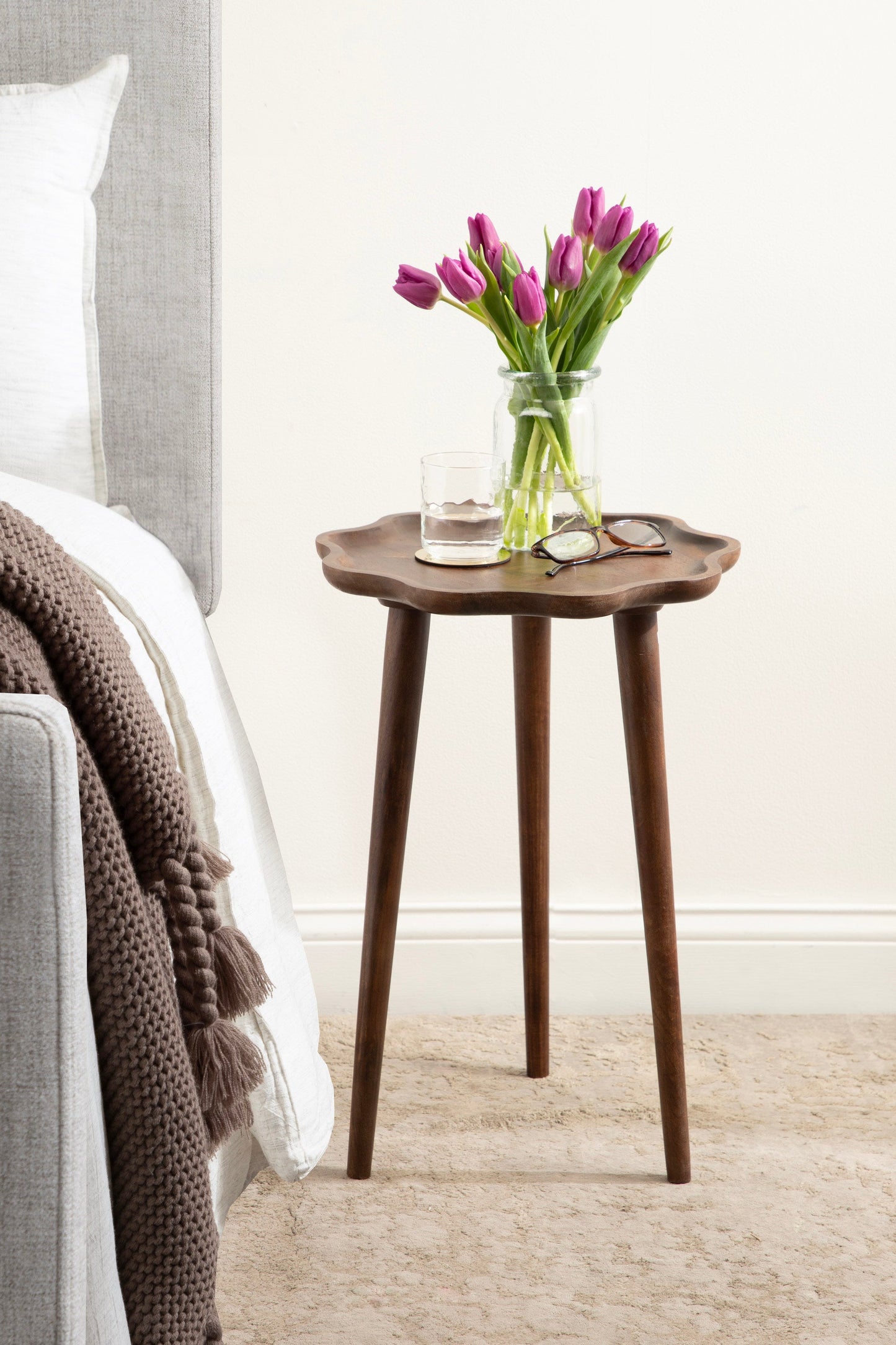 Alezar Scallop Wood Side Table