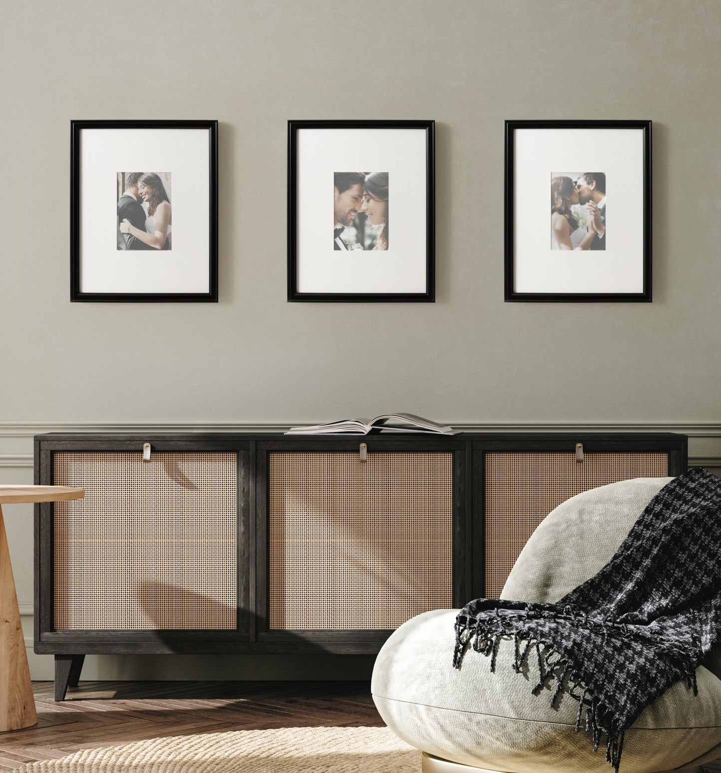 Adlynn Photo Frame Set
