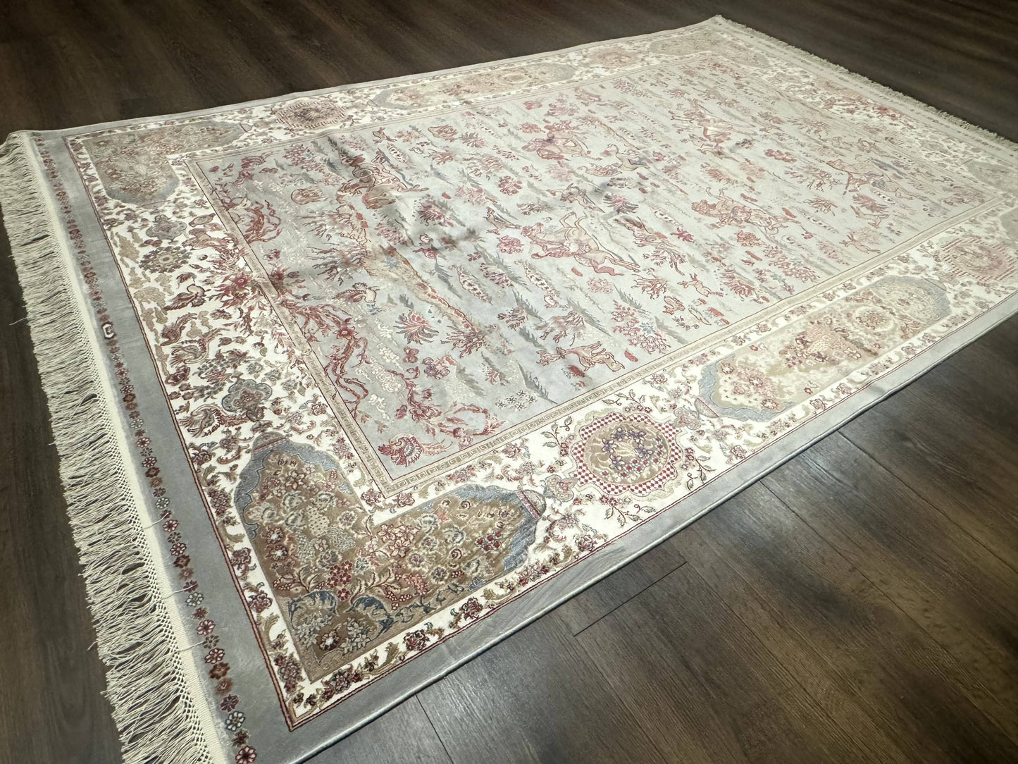 Turkish Silk Rug 5x7, Hunting Design, Animal Pictorials, Bamboo Silk