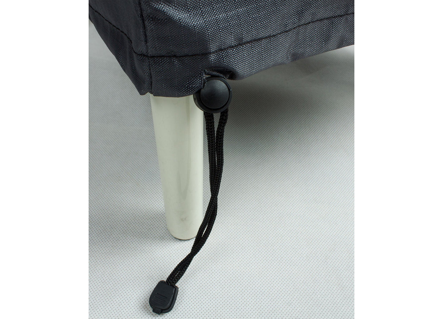 Shield Mercury Cover for 587 Fits Small Oval/RectangleTable & Chairs