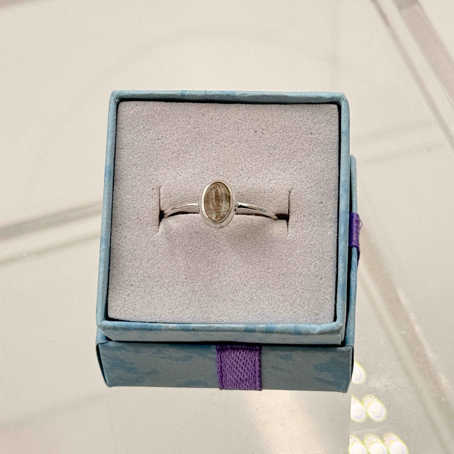 Dainty Labradorite Ring