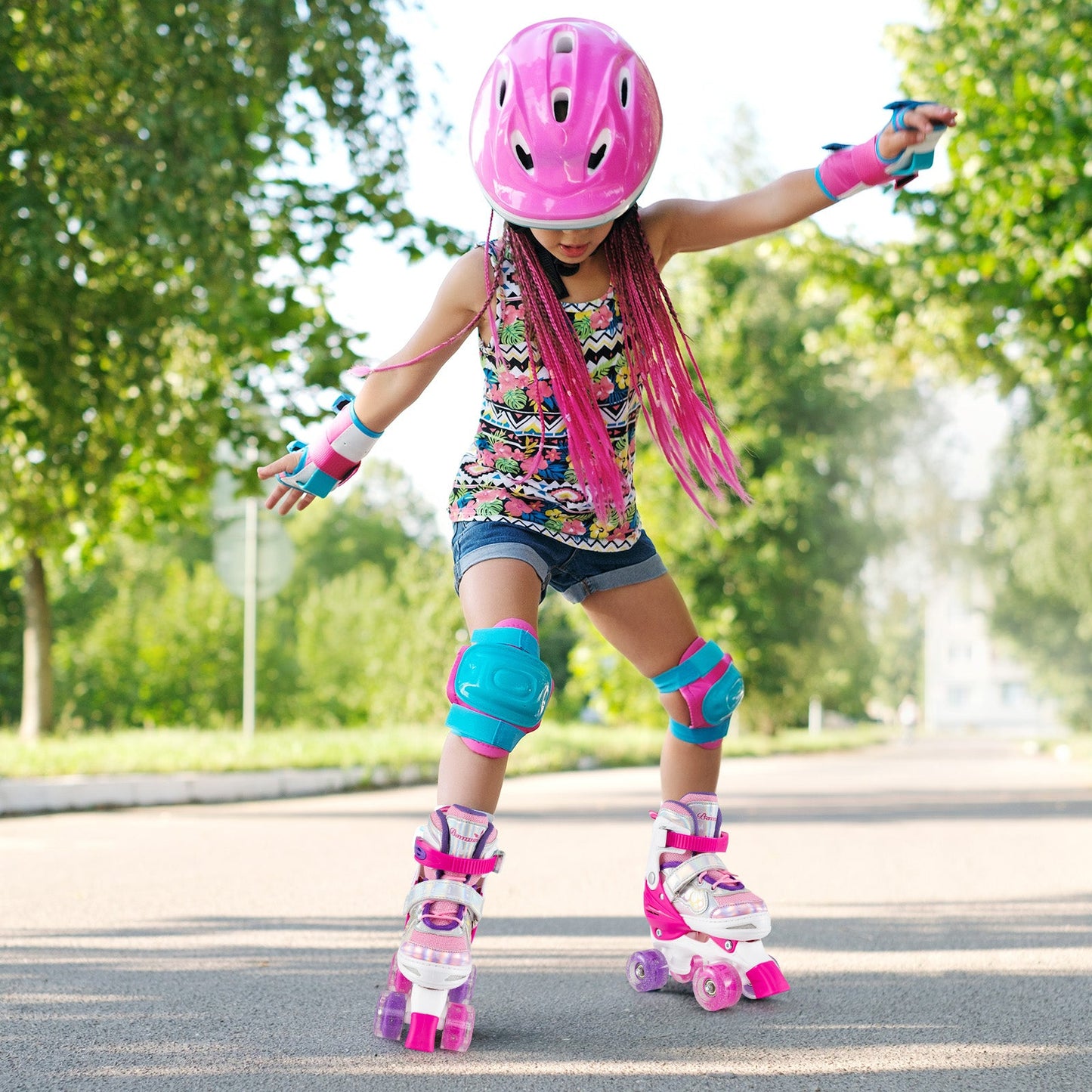 Kids Roller Skates 4 Sizes Adjustable Quad Skates with Light-up Wheels and Safety Protection