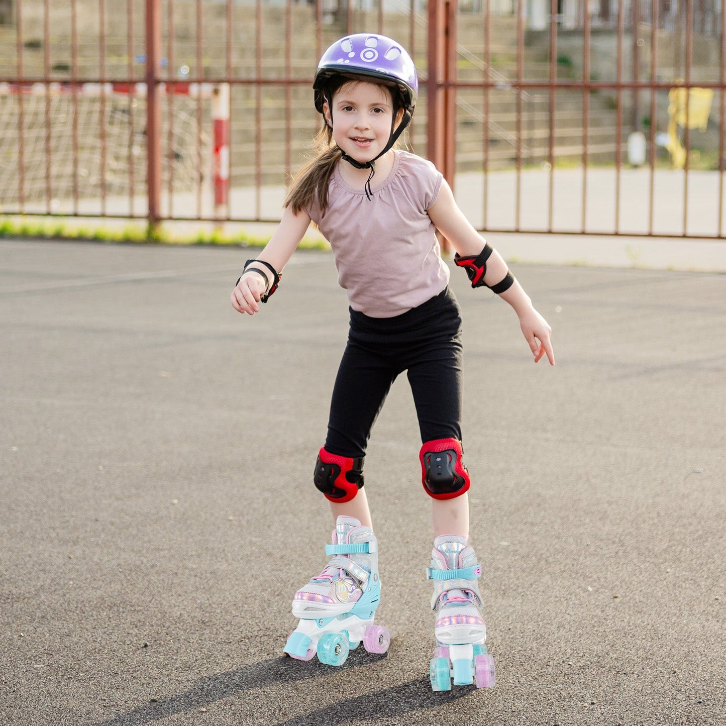 Kids Roller Skates 4 Sizes Adjustable Quad Skates with Light-up Wheels