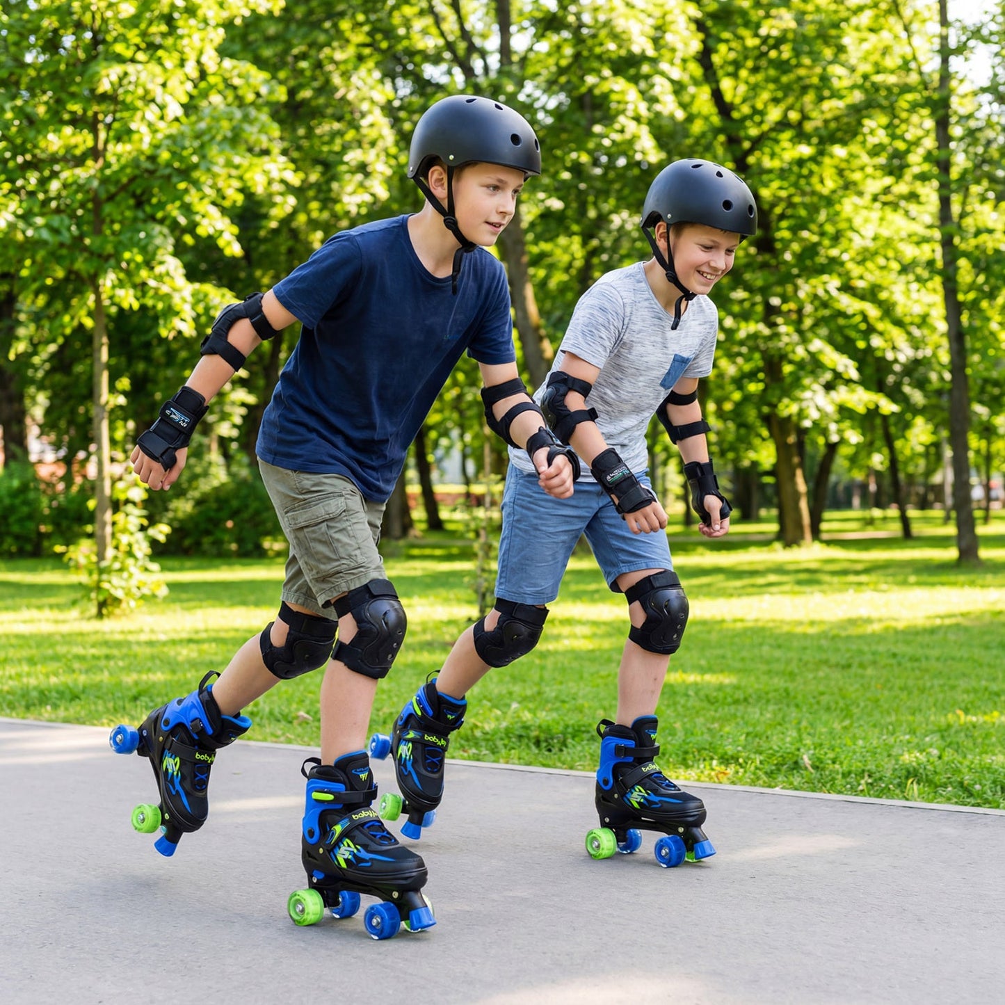 Kids Roller Skates for Girls Boys Teens 4 Sizes Adjustable Quad Skates with Light-up Wheels