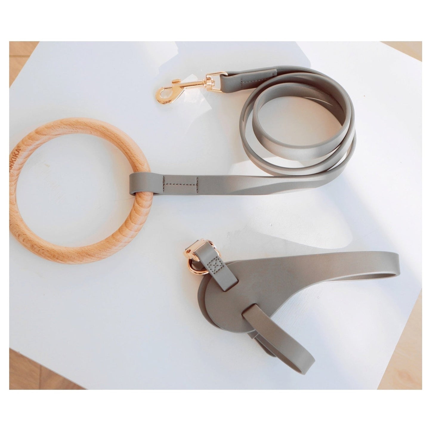 Pet Life ® 'Ever-Craft' Boutique Series Beechwood and Leather Designer Dog Leash