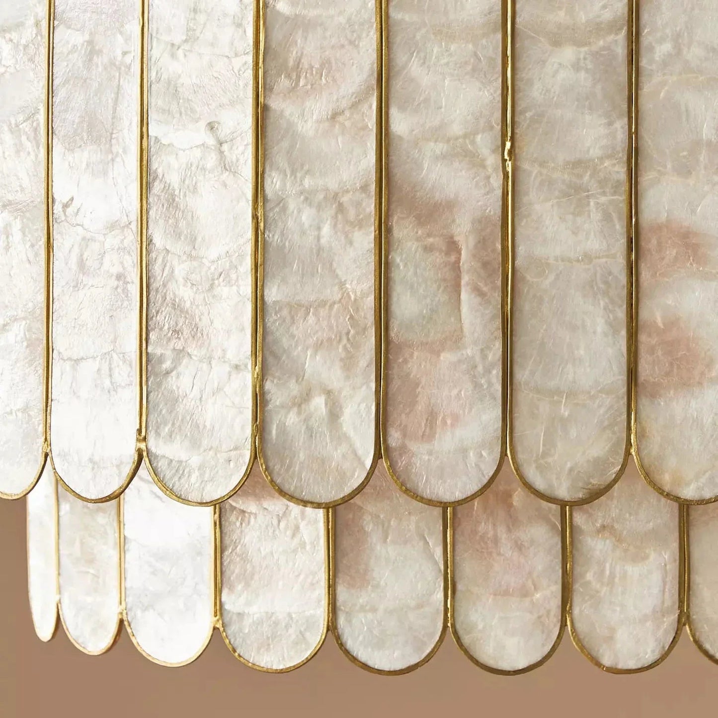 Light Luxury Shel Chandelier