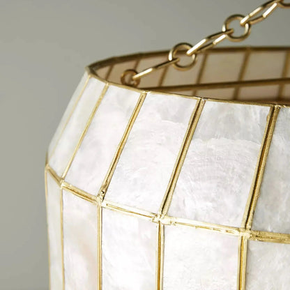 Light Luxury Shel Chandelier