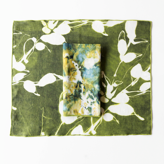 Porto Print Olive Linen Placemat | 15x18 | Goldie Home