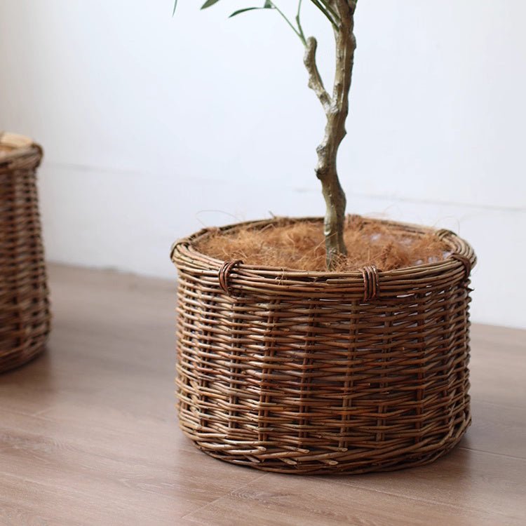 Rustic Round Wicker Planter with Liner