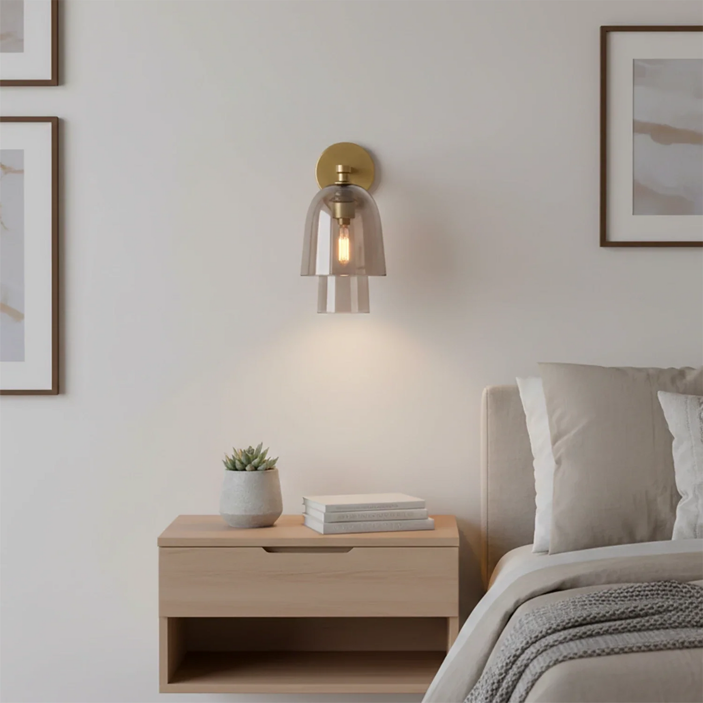 Bloomz Glass Flute Sconce