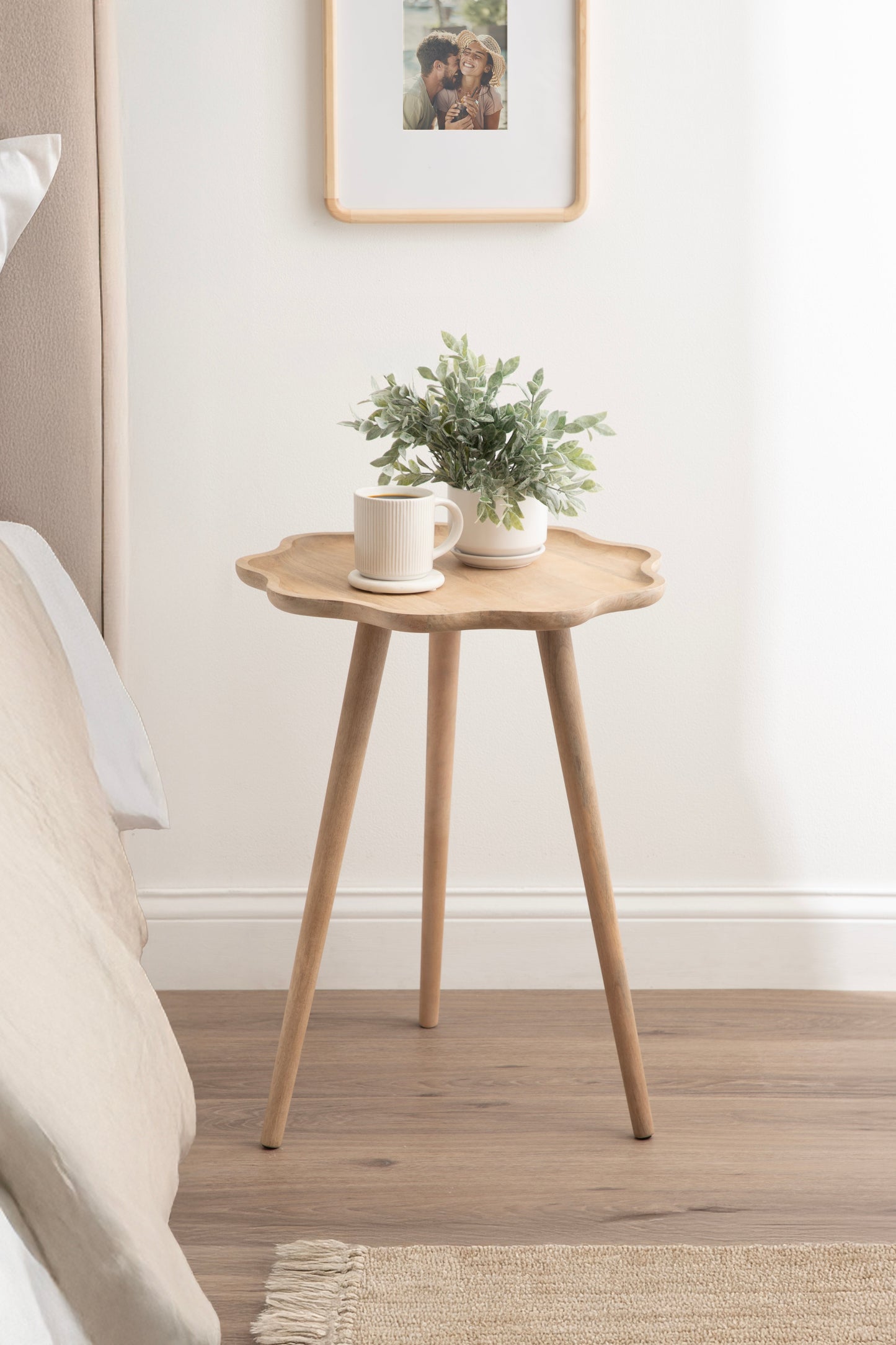 Alezar Scallop Wood Side Table