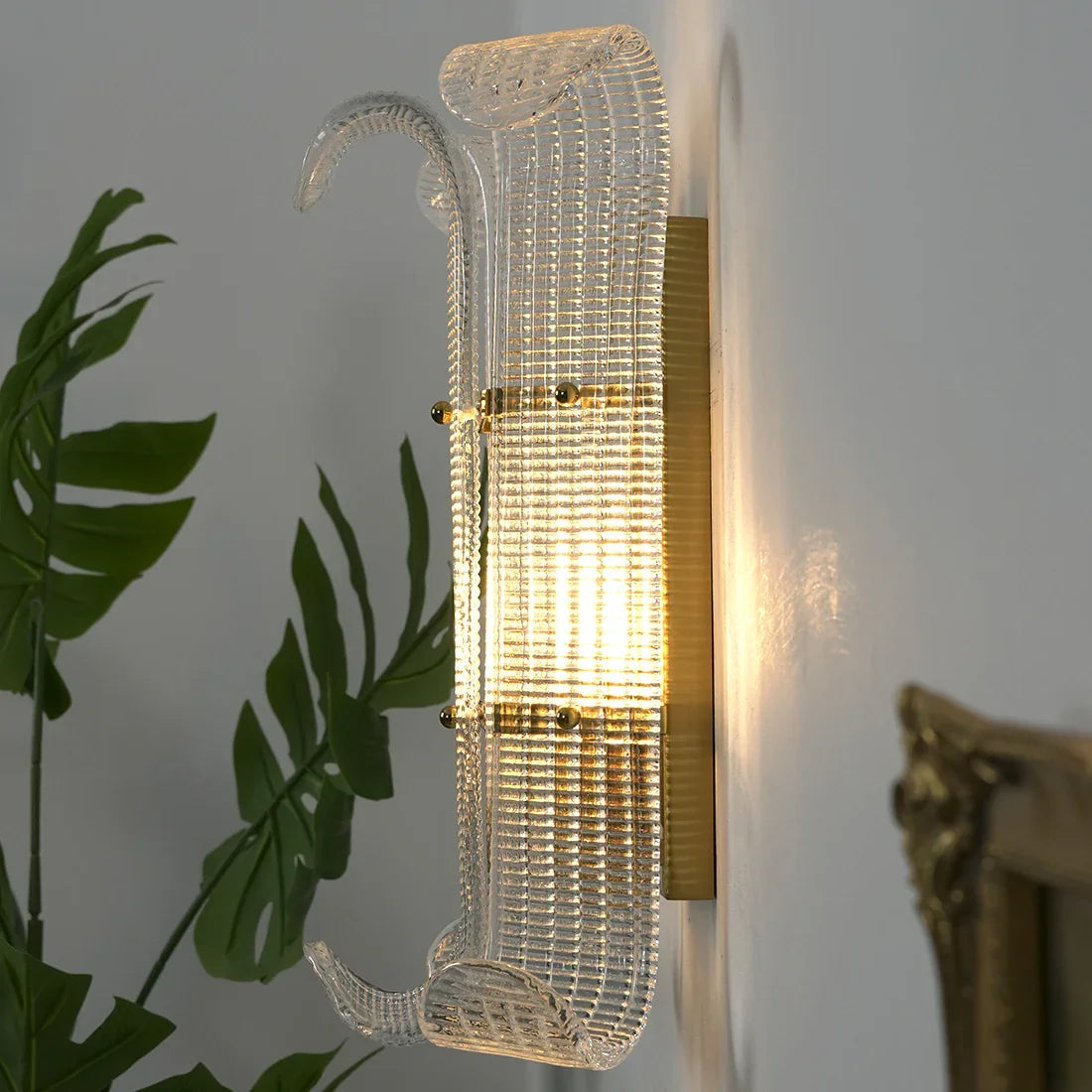 Curved Glass Slat Drum Wall Lamp