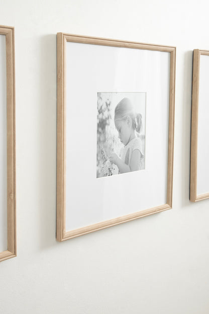 Adlynn Photo Frame Set