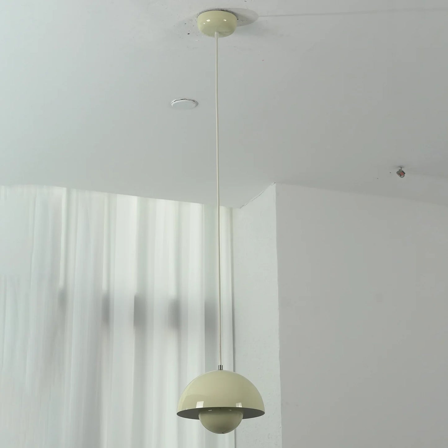 Flower VP1 Pendant Light