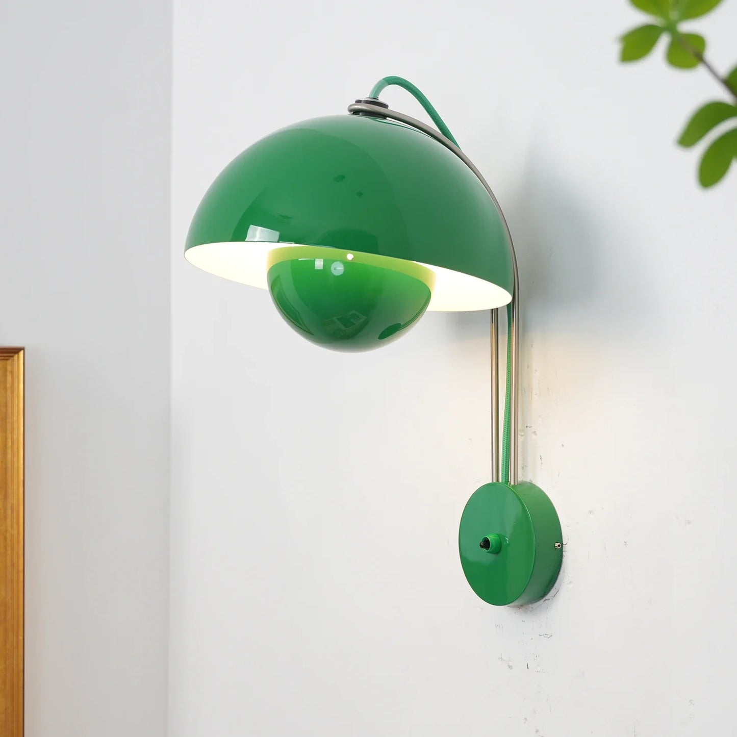 Flower VP8 Wall Lamp