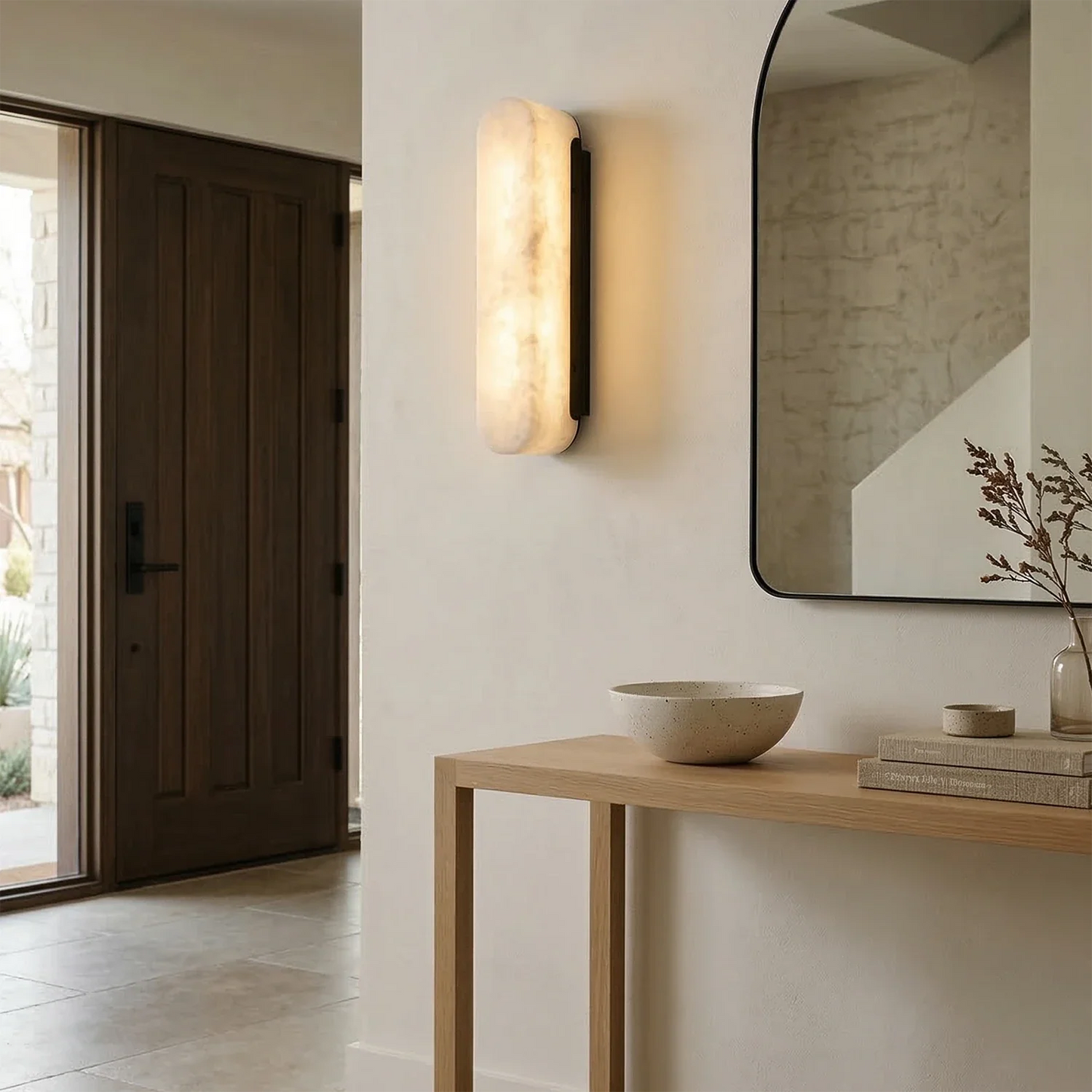 Luxury Alabaster Vertical Wall Lamp