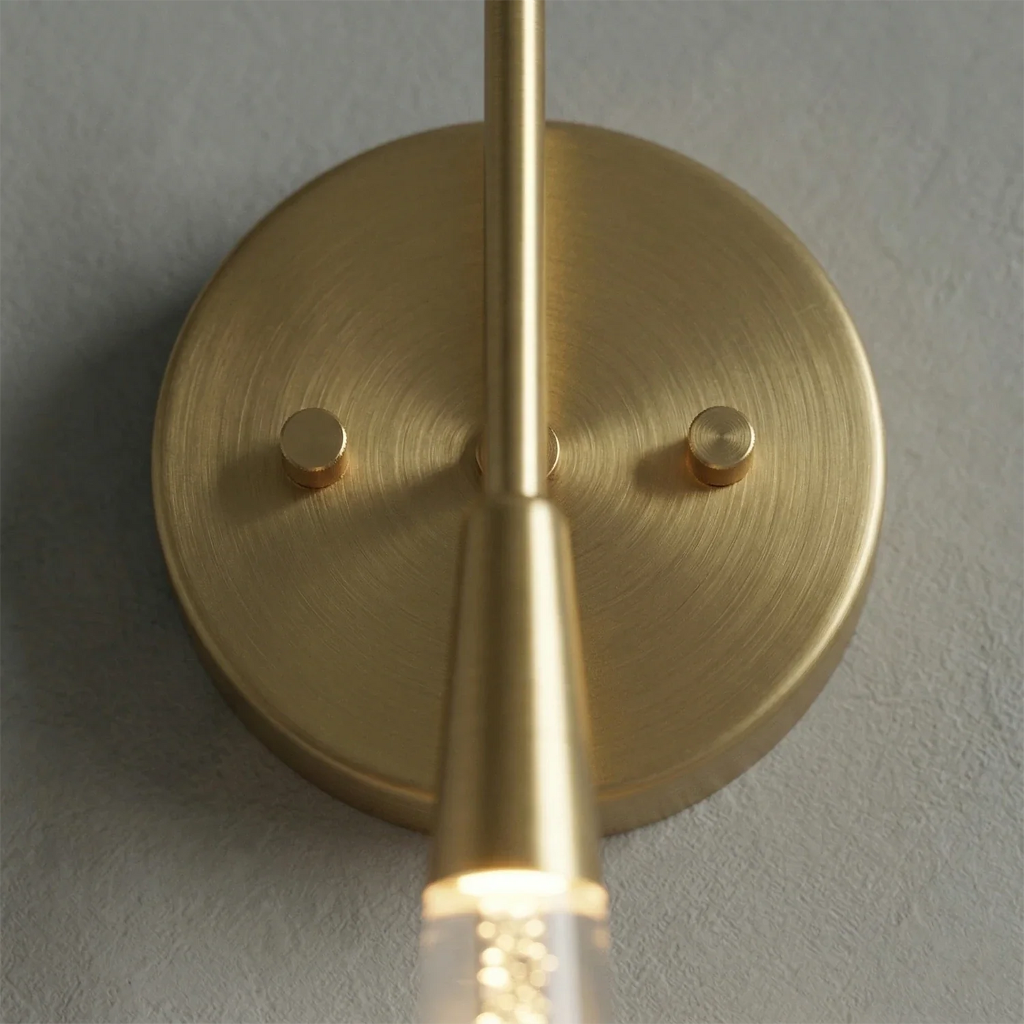 Raindrop Glass Solitaire Wall Lamp