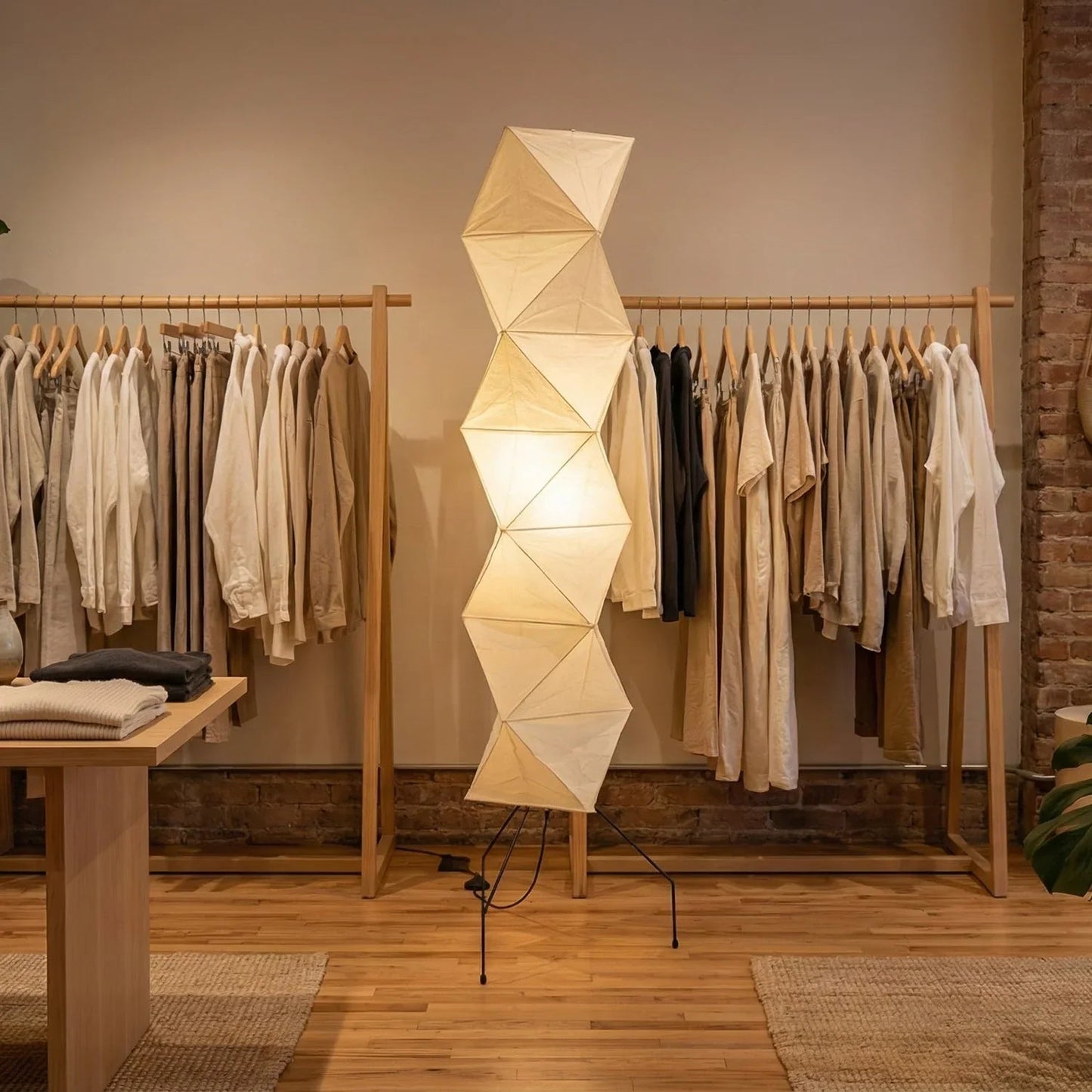 Akari Rhombus Origami UF4-L8 Floor Lamp