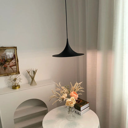 Sami Trumpet Pendant Light