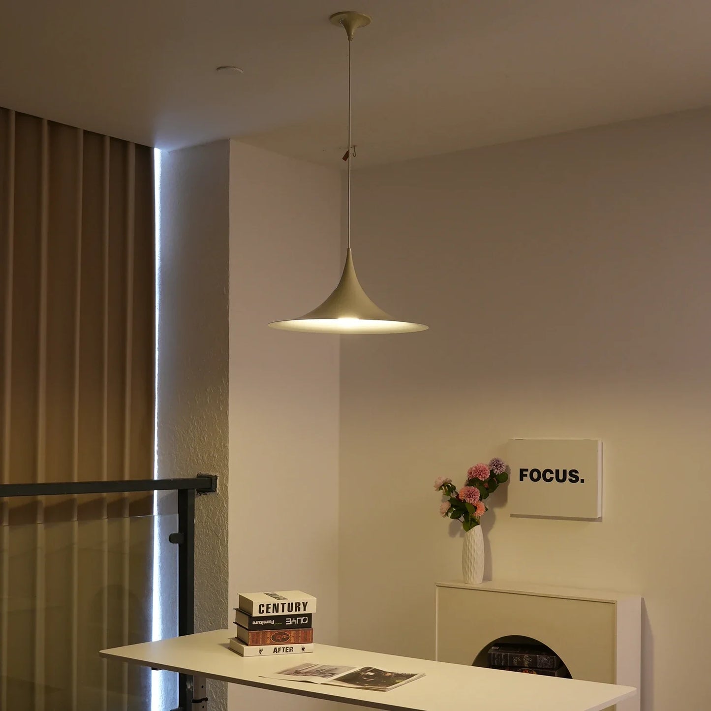 Sami Trumpet Pendant Light