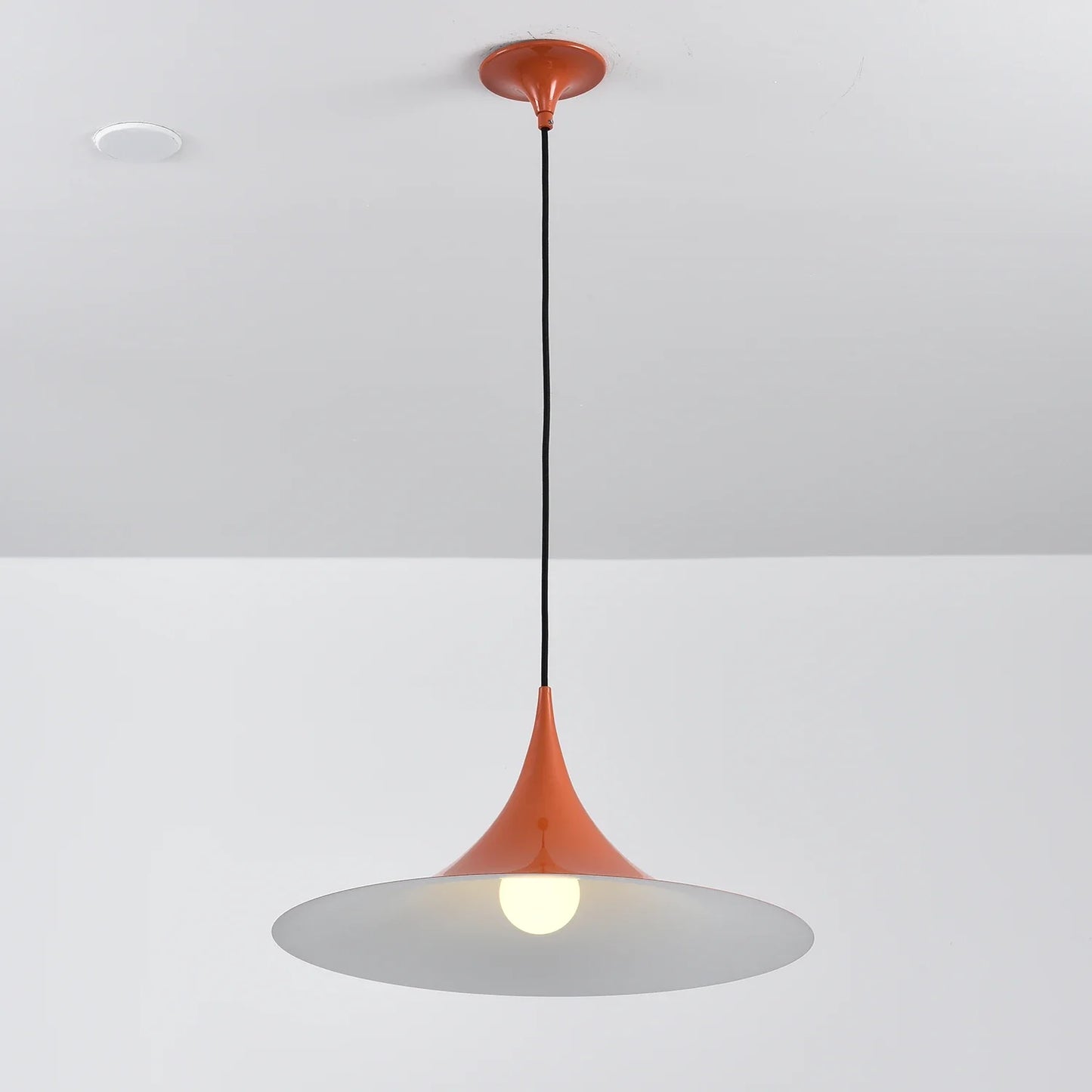 Sami Trumpet Pendant Light