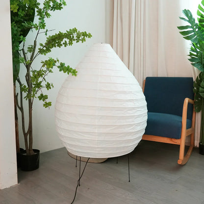 Akari Teardrop Shaped 23N Floor Lamp