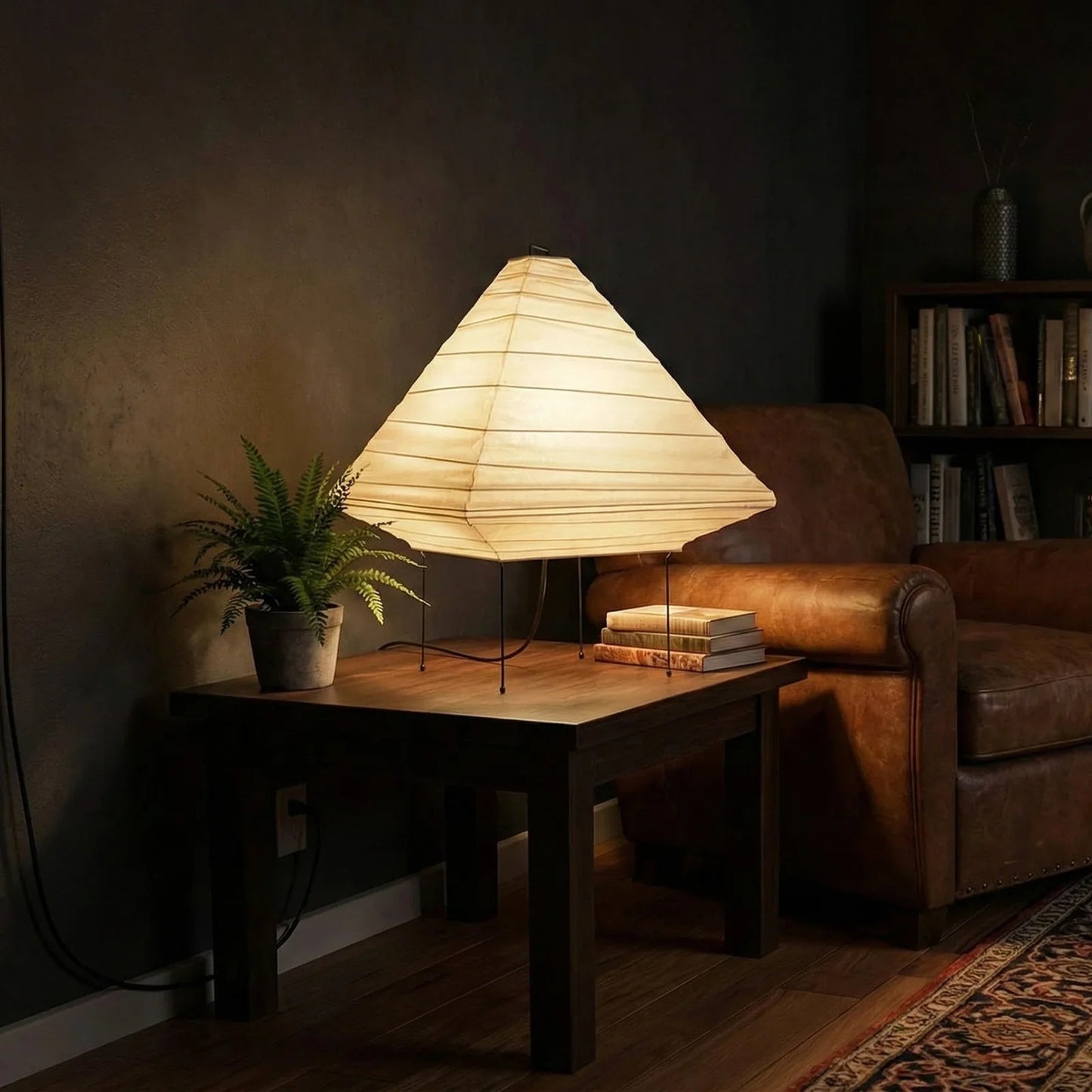 Akari Triangle 5X Table Lamp