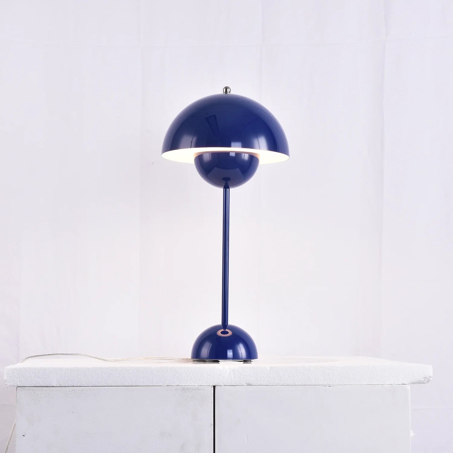 vp3 Table Lamp