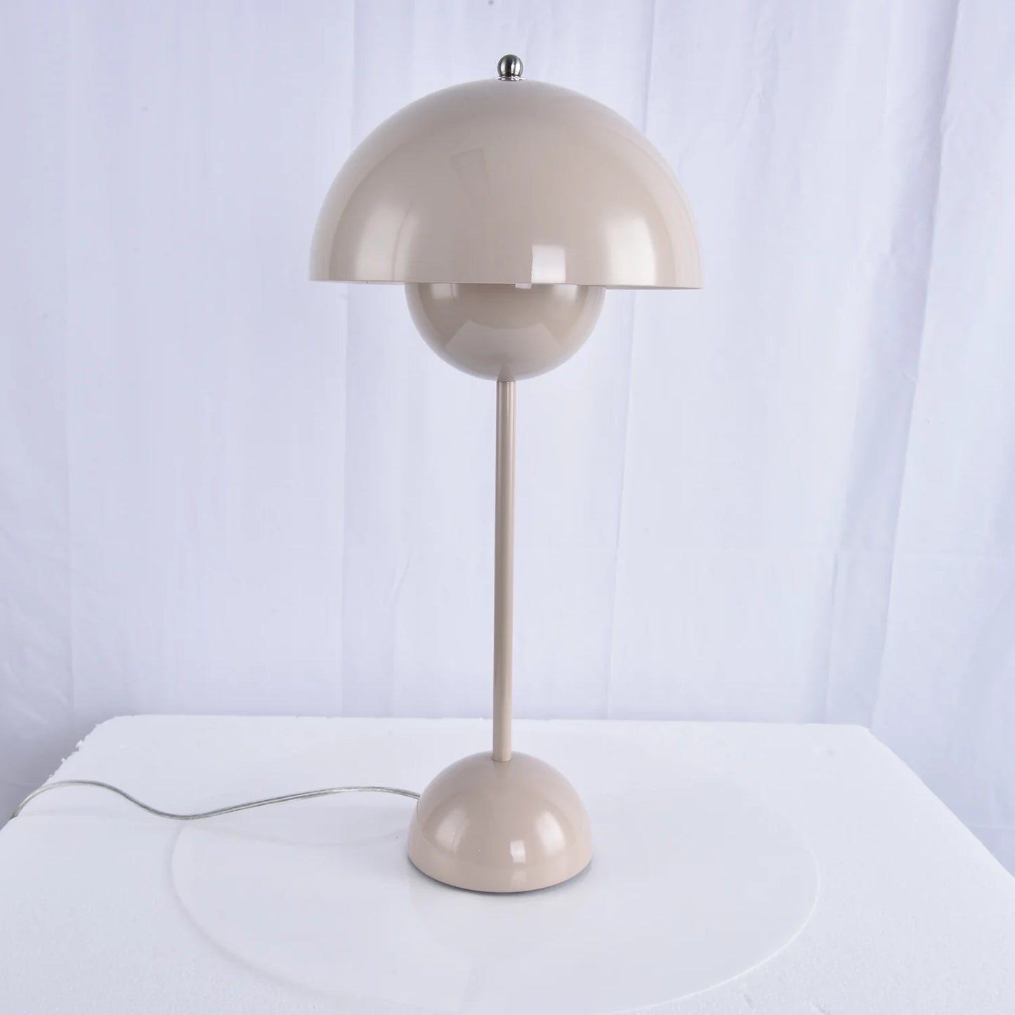 vp3 Table Lamp